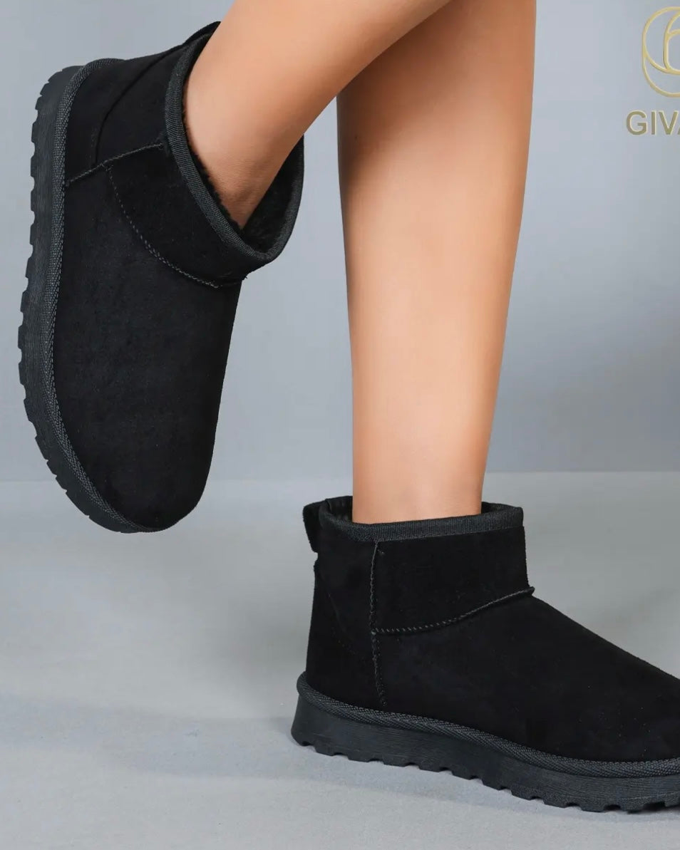 Uggies - Black