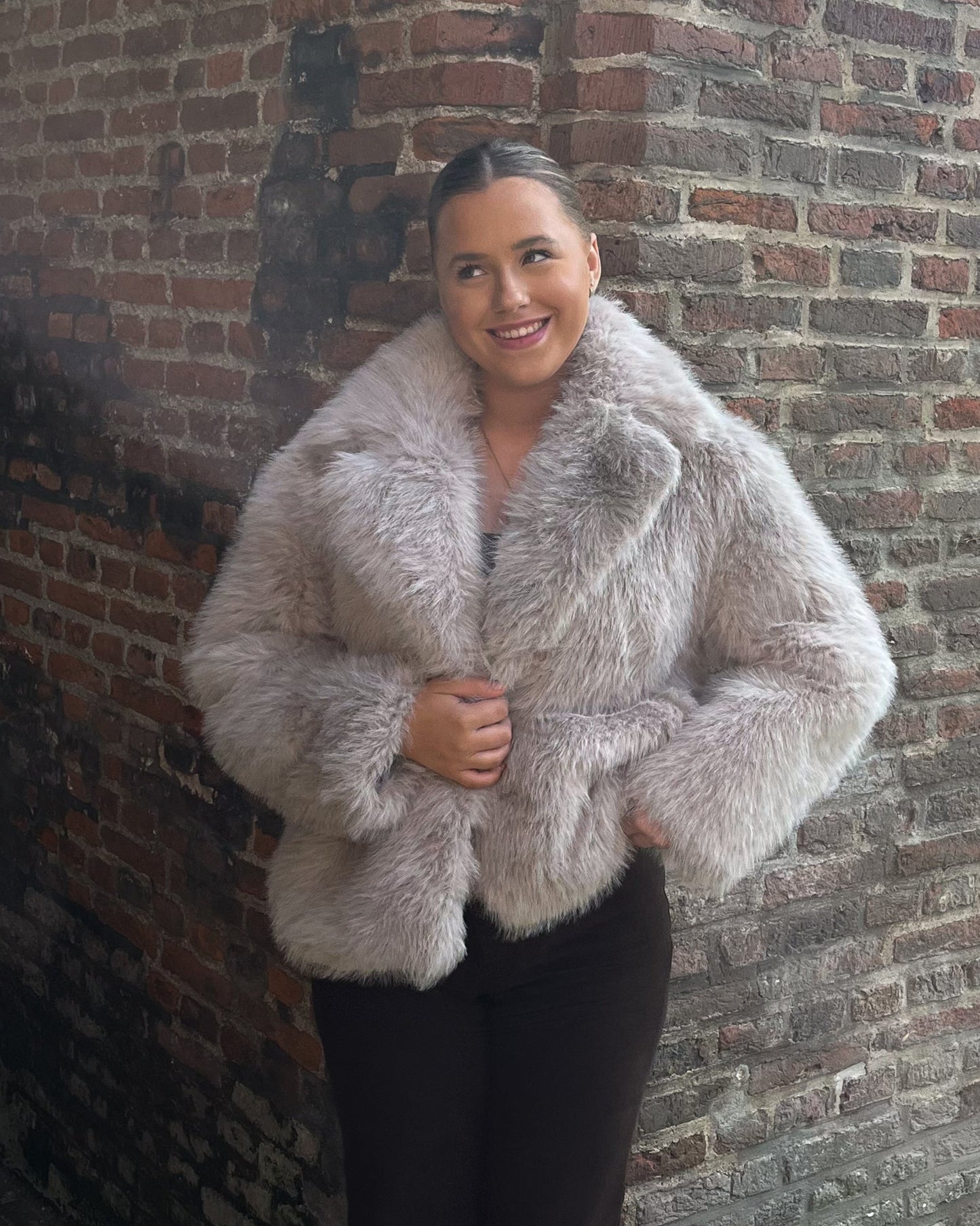 Furry coat beige