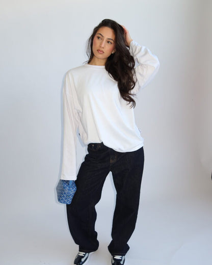 Longsleeve 10 priority studios - wit